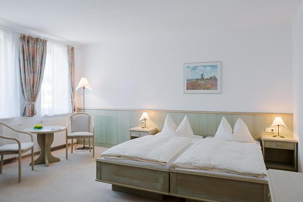 Der Insulaner - Hotel & Restaurant Мальхов Номер фото